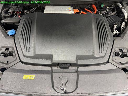 Used 2019 Audi e-tron Premium Plus AWD/4WD image 18