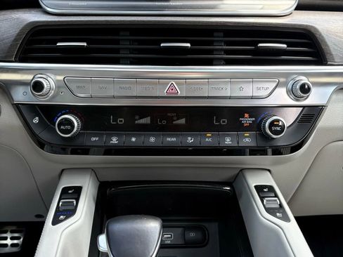 Used 2020 Kia Telluride SX w/ SX Prestige Package image 27