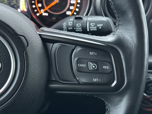 Used 2021 Jeep Wrangler Unlimited Sport image 27