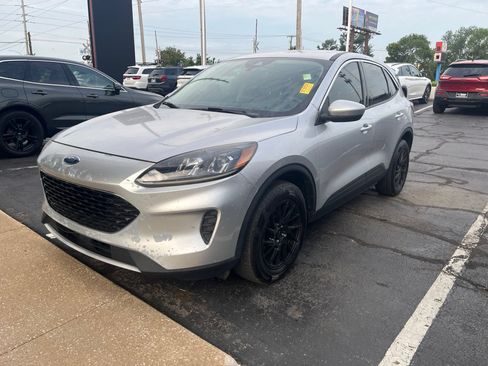 Used 2020 Ford Escape SE AWD/4WD image 1