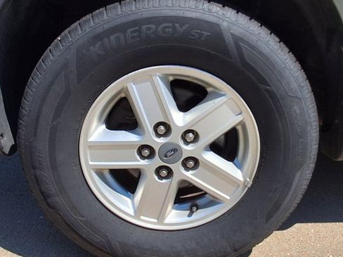 Used 2005 Ford Escape XLS image 19