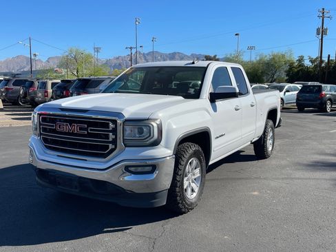 Used 2016 GMC Sierra 1500 SLE w/ SLE Value Package image 1