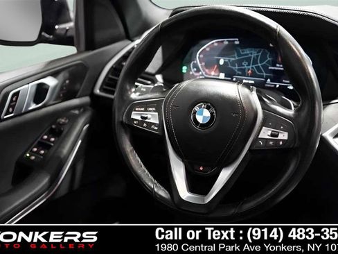 Used 2022 BMW X5 xDrive40i w/ Premium Package image 34
