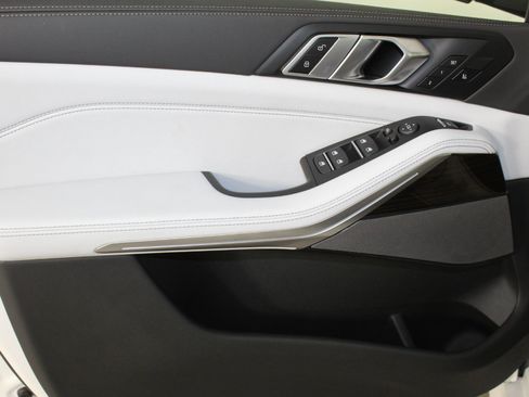 New 2026 BMW X5 xDrive40i w/ M Sport Package image 12