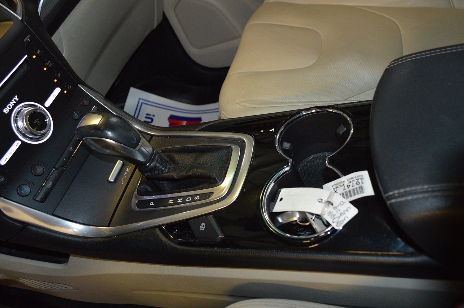 Used 2017 Ford Edge Titanium w/ Equipment Group 301A AWD/4WD image 20