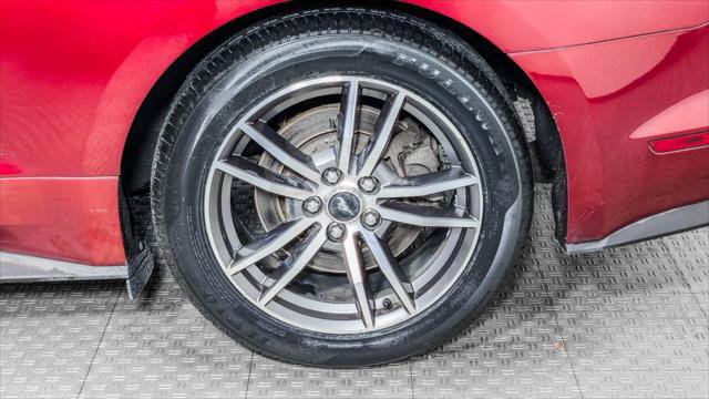 Used 2016 Ford Mustang GT Premium w/ Equipment Group 401A RWD image 30