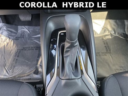 Used 2023 Toyota Corolla LE image 24