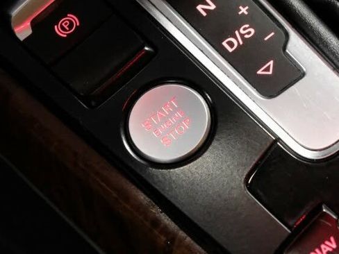 Used 2015 Audi A4 2.0T Premium Plus w/ Technology Package image 20