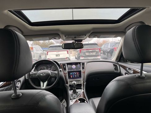 Used 2018 INFINITI Q50 Luxe image 9