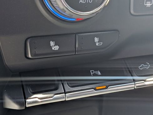 Used 2022 Chevrolet Silverado 1500 RST image 20