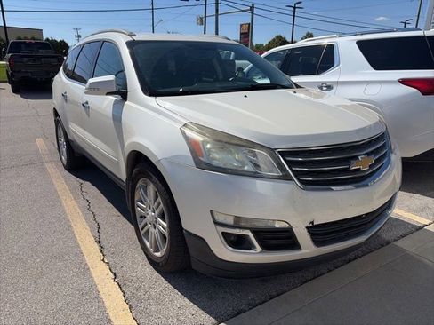 Used 2014 Chevrolet Traverse LT w/ All-Star Edition AWD/4WD image 2