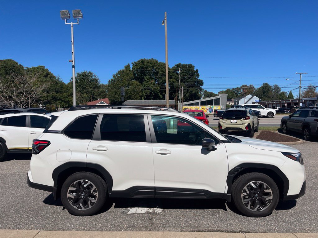 Used 2026 Subaru Forester Premium w/ Base/Premium Package AWD/4WD image 3