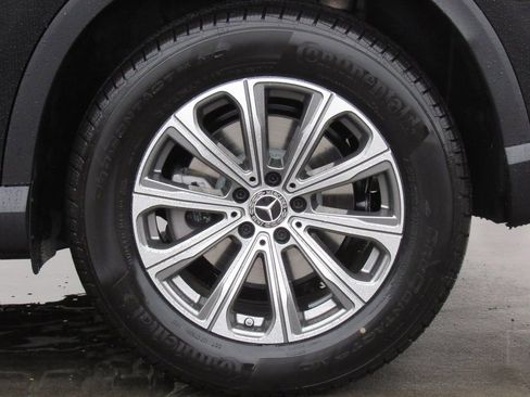 New 2026 Mercedes-Benz GLC 300 4MATIC image 36