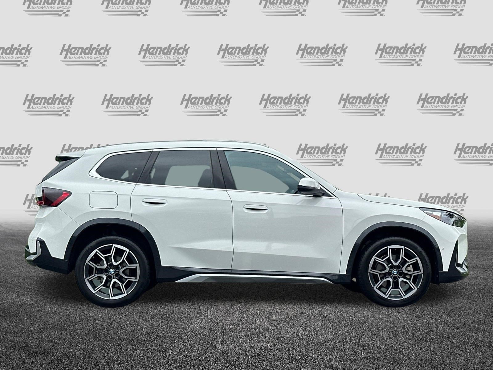 Used 2026 BMW X1 xDrive28i w/ Convenience Package AWD/4WD image 3