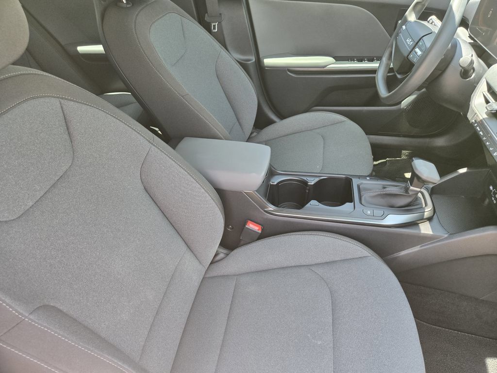 New 2026 Kia K4 FWD image 10