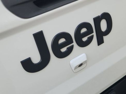 Used 2020 Jeep Gladiator Sport w/ Quick Order Package 24S image 29