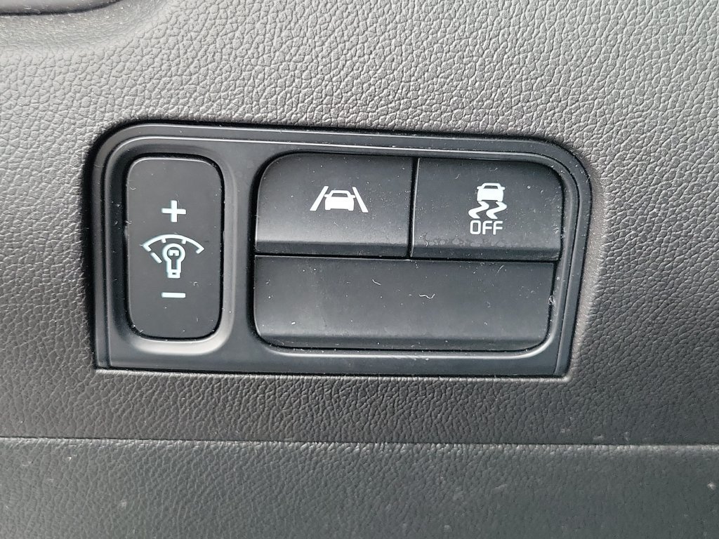 Used 2023 Kia Sorento S w/ Panoramic Sunroof Package FWD image 26