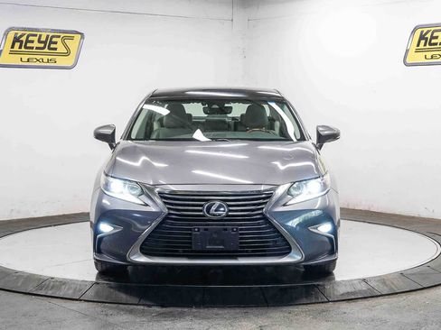 Used 2017 Lexus ES 350 w/ Navigation System Package FWD image 6
