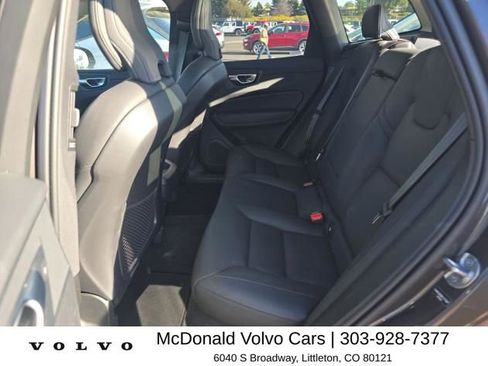 Used 2025 Volvo XC60 B5 Plus AWD/4WD image 8