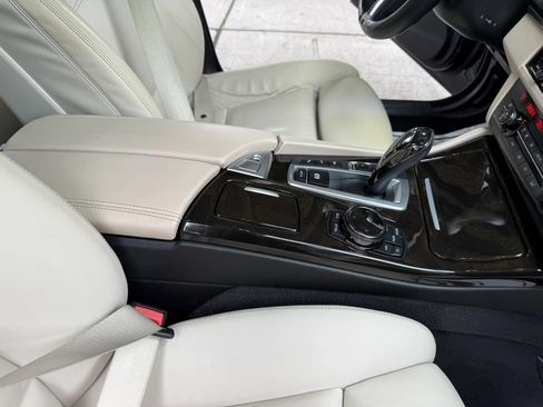 Used 2015 BMW 535i xDrive Sedan AWD/4WD image 27