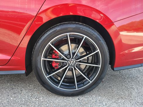 New 2026 Volkswagen Jetta GLI Autobahn FWD image 9