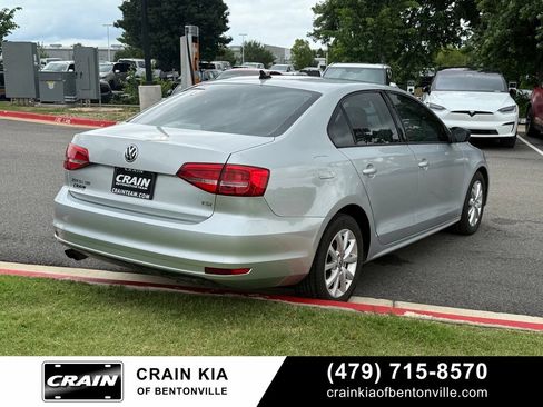 Used 2015 Volkswagen Jetta SE FWD image 7