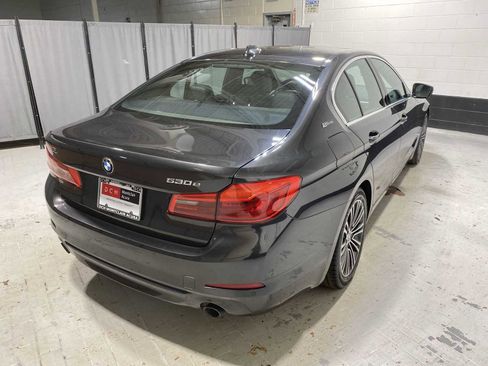 Used 2019 BMW 530e xDrive w/ Convenience Package image 26