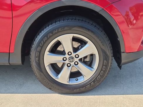 Used 2015 Toyota RAV4 XLE FWD image 26