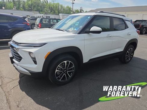 New 2026 Chevrolet TrailBlazer LT w/ Convenience Package AWD/4WD image 3