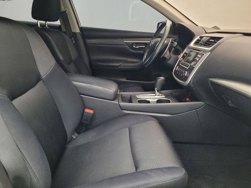 Used 2017 Nissan Altima 2.5 SR image 21
