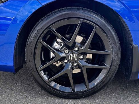 Used 2023 Honda Civic Sport image 12