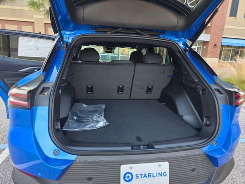 New 2026 Chevrolet Equinox EV LT image 21