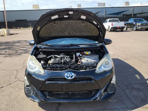 Used 2016 Toyota Prius C Two FWD image 34