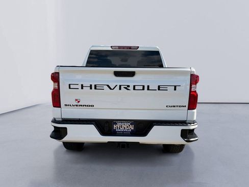 Used 2024 Chevrolet Silverado 1500 Custom w/ Turbomax Blackout Package image 4
