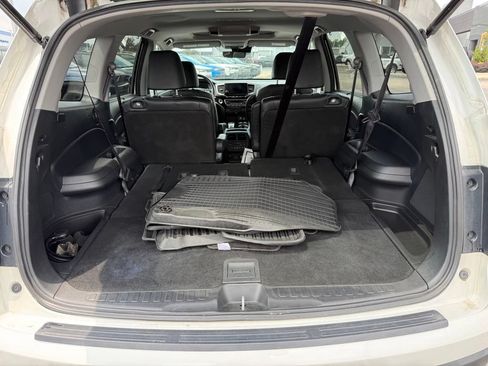 Used 2022 Honda Pilot Touring image 29