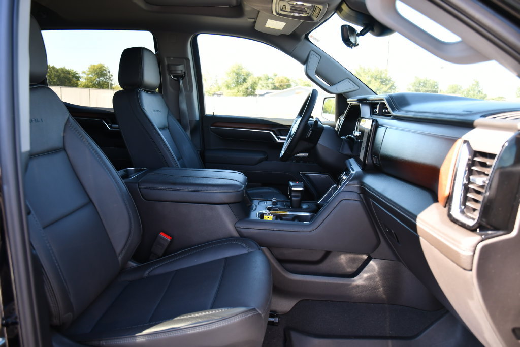 Used 2025 GMC Sierra 1500 Denali w/ Denali Reserve Package AWD/4WD image 34