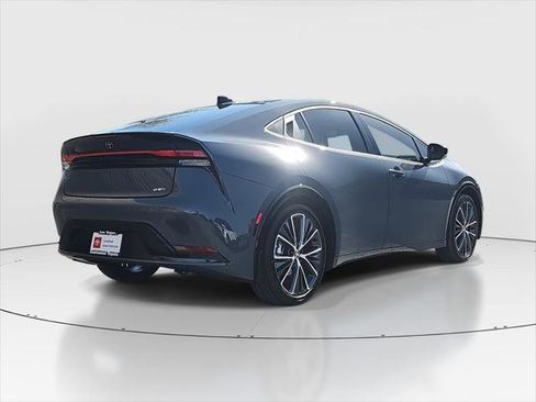 Certified 2026 Toyota Prius XLE image 5