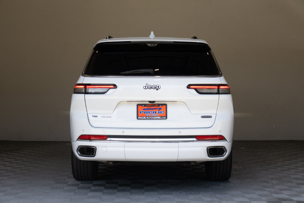 Used 2022 Jeep Grand Cherokee L Overland w/ Luxury Tech Group IV AWD/4WD image 11