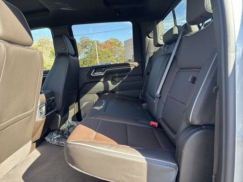 New 2026 GMC Sierra 3500 Denali w/ Technology Package image 22