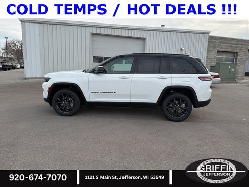 New 2025 Jeep Grand Cherokee Limited w/ Trailer Tow Package image 12