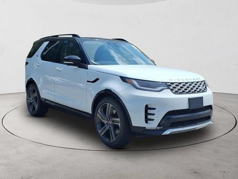New 2026 Land Rover Discovery Limited Edition AWD/4WD image 3