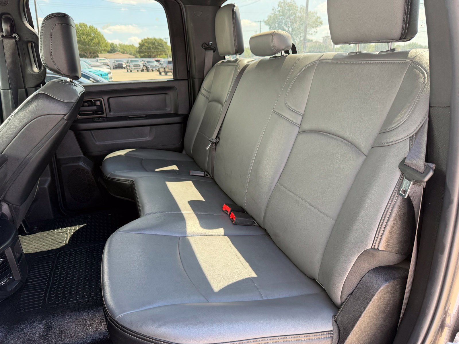 Used 2023 RAM 3500 Tradesman RWD image 29