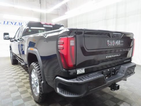 Used 2024 GMC Sierra 2500 Denali w/ Technology Package image 5