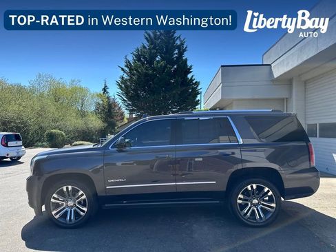 Used 2018 GMC Yukon Denali w/ Denali Ultimate Package AWD/4WD image 4