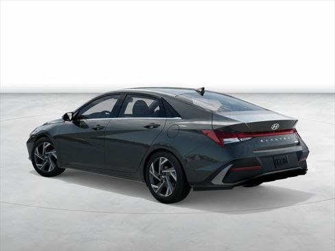 New 2026 Hyundai Elantra Limited FWD image 5