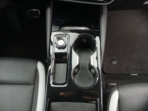 Used 2025 Buick Envision Sport Touring image 25