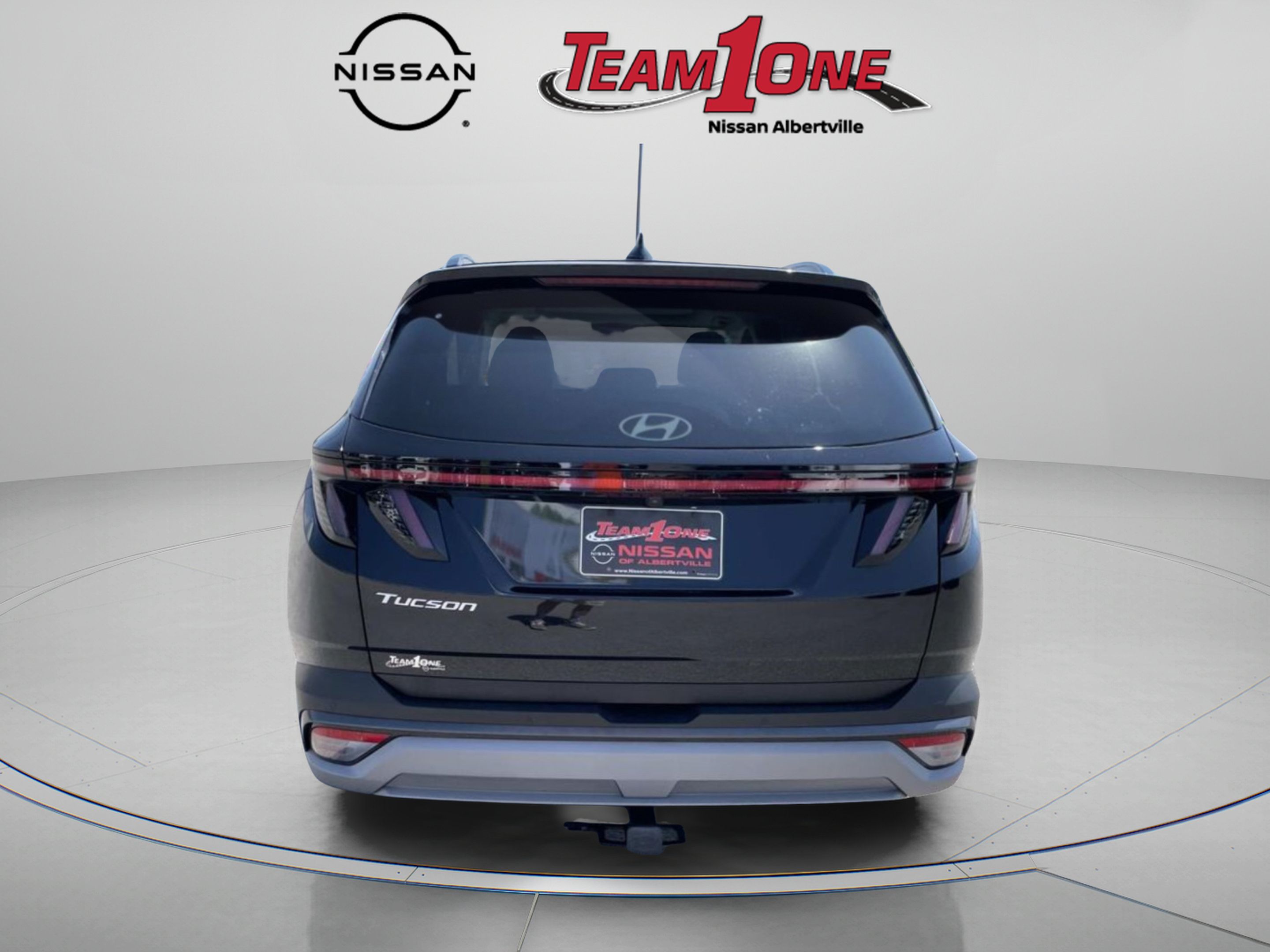 Used 2025 Hyundai Tucson Limited FWD image 7