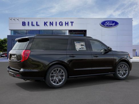 New 2027 Ford Expedition Max Platinum w/ Stealth Appearance Package AWD/4WD image 6