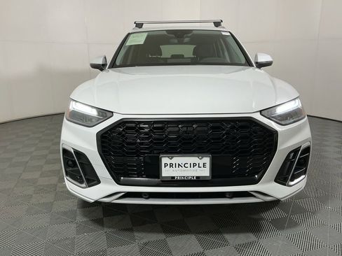 Used 2022 Audi Q5 2.0T Premium w/ Convenience Package AWD/4WD image 3