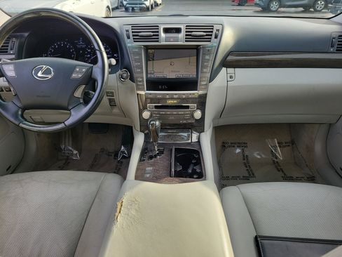 Used 2011 Lexus LS 460 AWD w/ Luxury Value Edition image 9